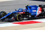 alpine-f1-car-in-motion-side.jpg