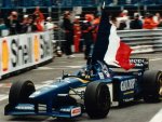 olivier-panis-waving-the-french-flag-at-the-monaco-gp-1996.jpg